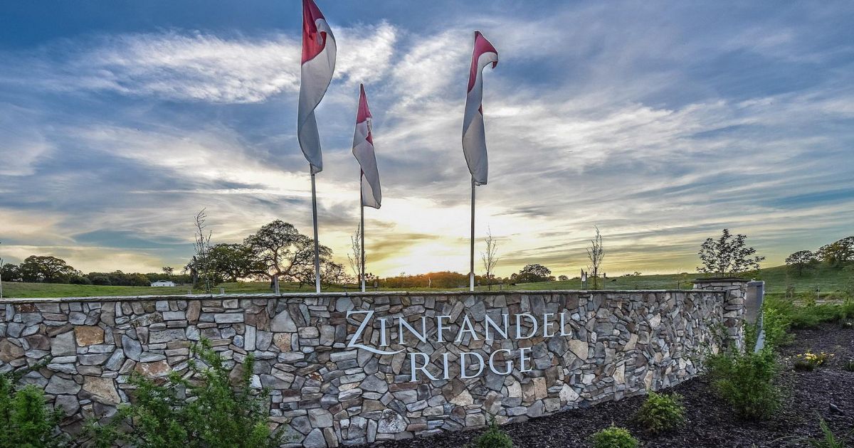 Entrance to Zinfandel Ridge community on Plymouth, CA.