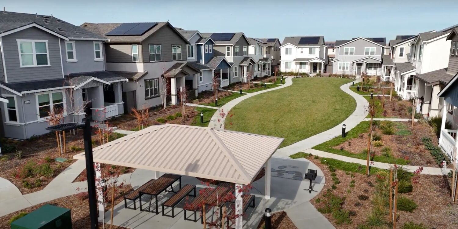 Woodland, CA <i class="fa-solid fa-arrow-right"></i>